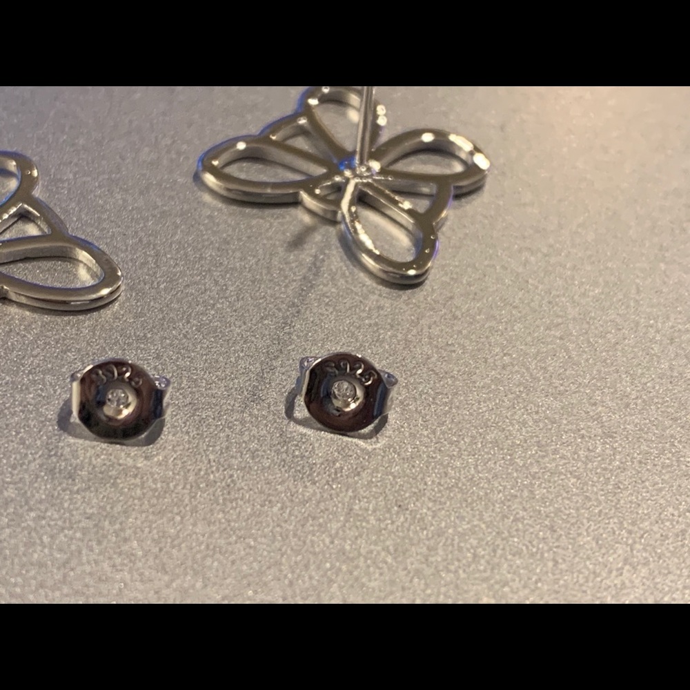 ⭐last one⭐925 sterling silver butterfly set - Picture 7 of 8
